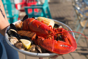  New England lobster clambake 